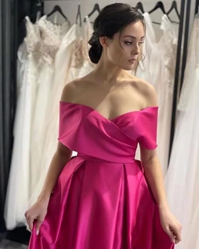Damen Abschlusskleider Lang mit Taschen Off Shoulder Satin Ballkleider mit Korsett Schlitz A-Linie Formelle Party Abendkleid – Bild 4