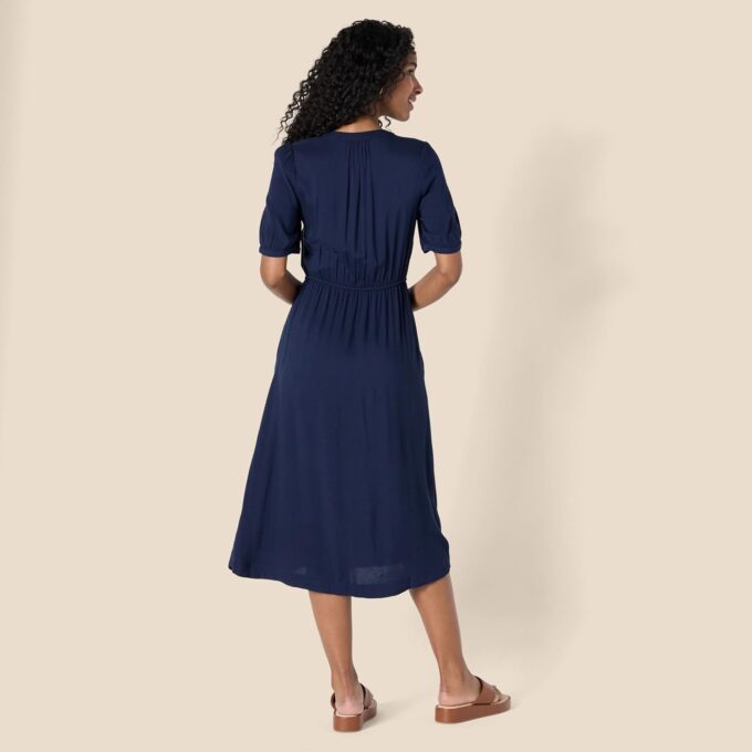 Amazon Essentials Women's Relaxed Fit Half-Sleeve Waisted Midi A-Line Dress – Bild 3