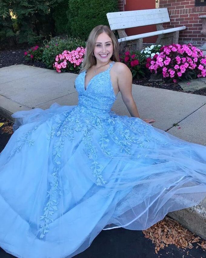 Beyonddress Tüll Abendkleider Ballkleider Lang Spitzenapplikationen Hochzeitskleid V-Ausschnitt Spaghettiträgern Abschlussballkleider – Bild 5