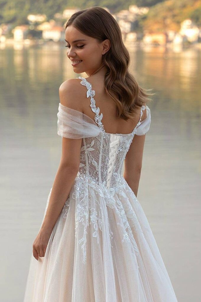 Beyonddress Damen Tüll Brautkleid Elegant Hochzeitskleider mit Spitze Lang Glitzer V-Ausschnitt Trauung Kleid Ärmellos – Bild 5
