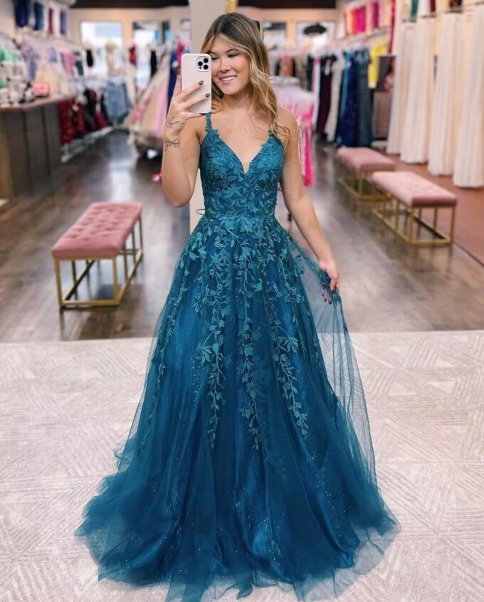 Frauen Spitze Applikation Abschlussball Kleider Langer Tüll Brautjungfernkleid A Linie V-Ausschnitt Formale Partyballkleider mit Schlitz – Bild 4