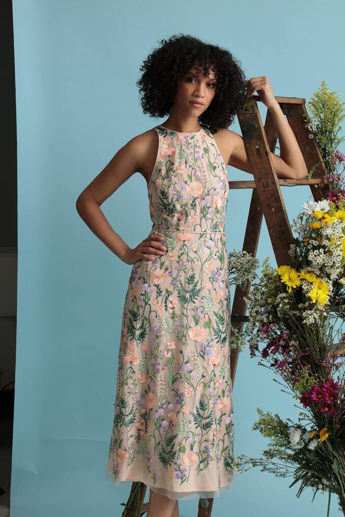Maggy London Women's Garden Embroidered Mesh Halter Midi Dress-Perfect for Wedding Guest & Special Occasions – Bild 6