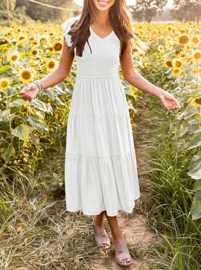 MEROKEETY Women's Flutter Sleeve Smocked Midi Dress V Neck Casual Tiered Dresses with Pockets – Bild 3