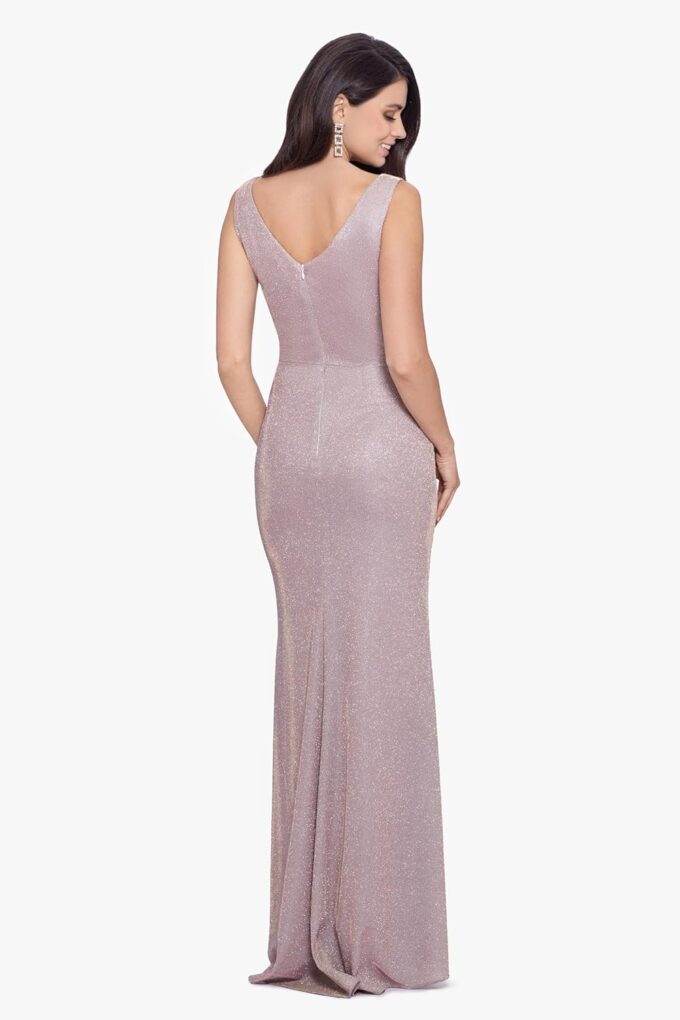 Betsy & Adam Women's Long Glitter Sleeveless Gown with Ruffle Detail and Hidden Back Zipper – Bild 3