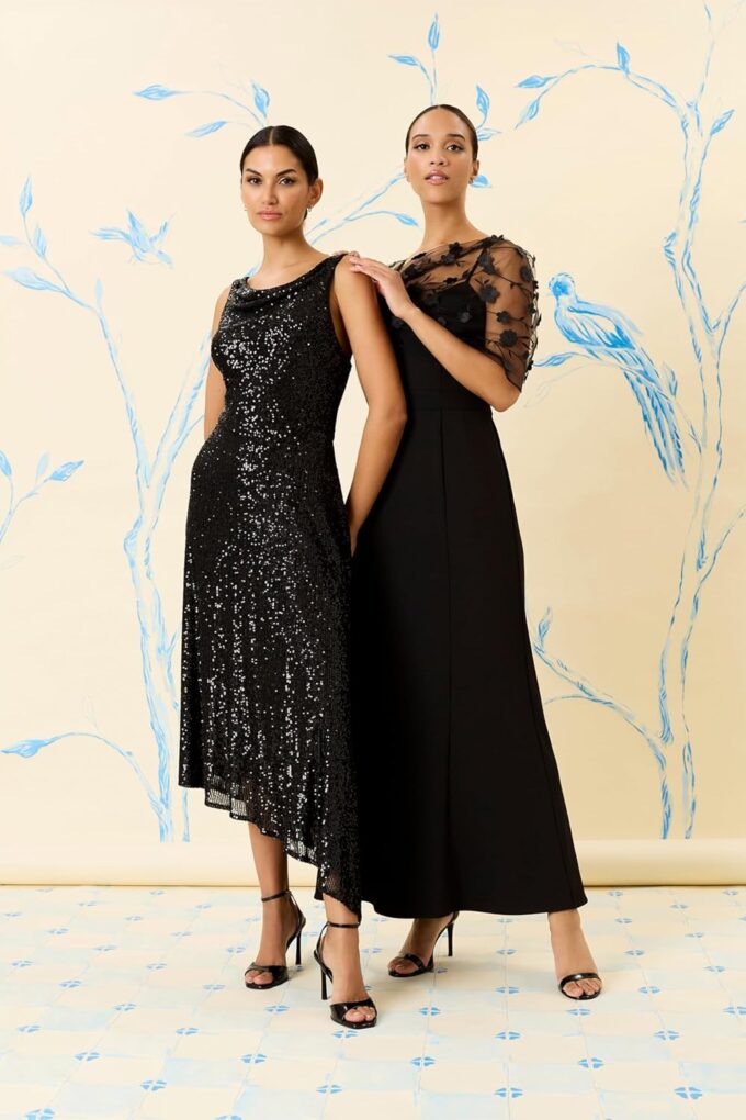 Maggy London Women's Empire Waist V-Back Formal Gown-Sheer Floral Applique Overlay-Evening Maxi Dress – Bild 5