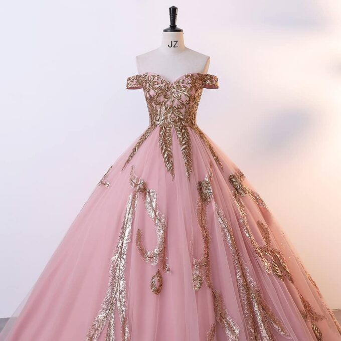 Elegant Women's Tulle Ball Gown Off The Shoulder Prom Dress Sparkly Quinceanera Dress Sweet 16 Dress – Bild 2