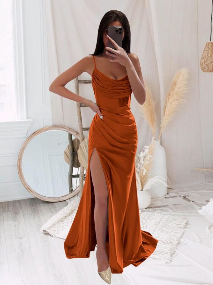 Satin Prom Dresses Long with Slit Cowl Neck Pleated A-Line Formal Gown Bridesmaid Dresses for Women – Bild 2