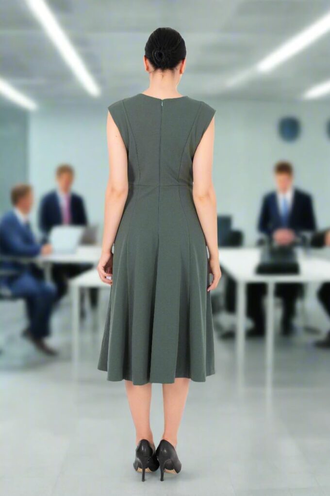 Alantino Damen Midi Ärmellos Etui-Passform und Flare Hit The Knee Jewel Neck Formal Business Office Wear – Bild 7