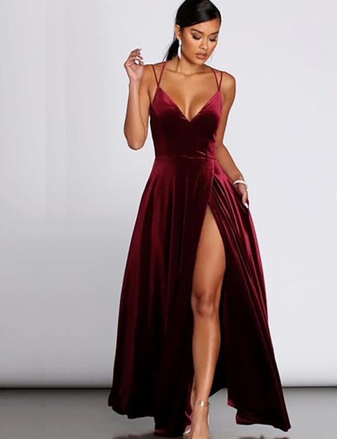 Women's Velvet Prom Dresses Long with Pockets Spaghetti Straps V Neck Slit Evening Party Ball Gowns – Bild 3
