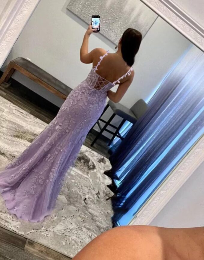 Women's V Neck Lace Appliques Tulle Long Prom Dresses with Slit Spaghetti Straps Corset Formal Evening Dress – Bild 3
