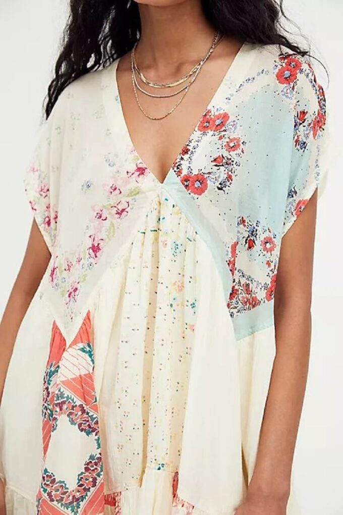 Women Bohemian Floral Mini Dress Y2K Babydoll V Neck Short Dress Loose Fit Patchwork Dress Beach – Bild 3