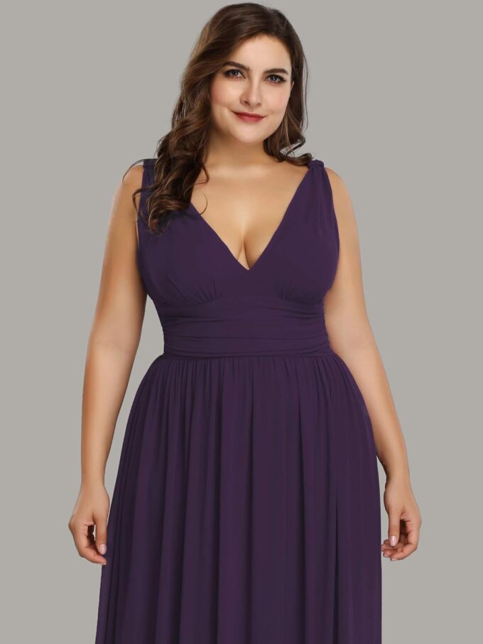 Ever-Pretty V Neck Sleeveless Pleated Chiffon Maxi Plus Size Formal Dresses for Women Bridesmaid Dresses 09016-DA – Bild 5