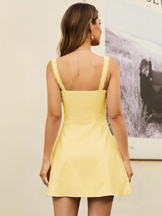 KUTUMAI Lace Square Neck Mini Dress Flowy A Line Short Graduation Dresses for Women Summer 2025 – Bild 3