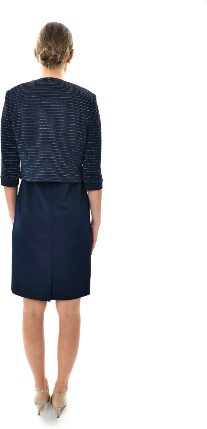 Brianna Milay Damen Sleeveless Sheath Dress with Rhinestone Trim and Textured Knit Jacket Brautmutterkleid – Bild 2