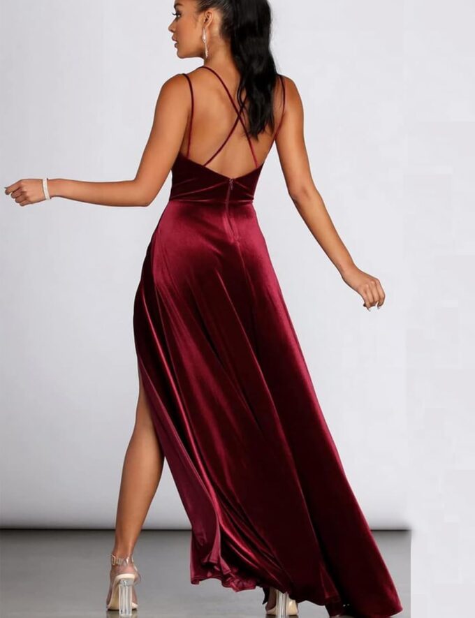 Women's Velvet Prom Dresses Long with Pockets Spaghetti Straps V Neck Slit Evening Party Ball Gowns – Bild 2
