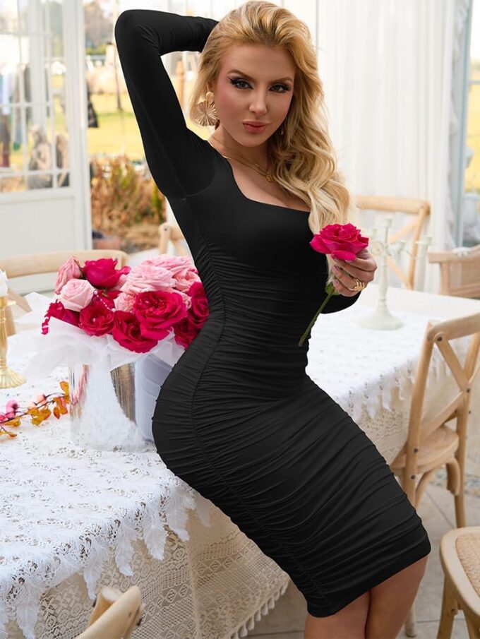 BEAGIMEG Women's Sexy Bodycon Long Sleeves Ruched Square Neck Party Club Midi Dress – Bild 4