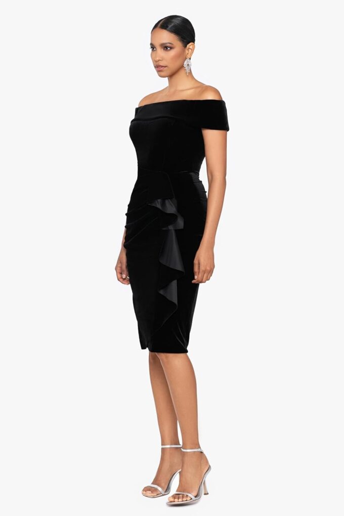 Xscape Women's Off-The-Shoulder Short Ruffle Velvet – Bild 2