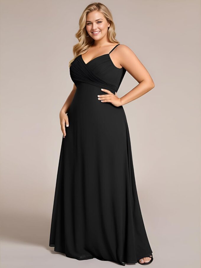Ever-Pretty Women's Summer Chiffon Pleated Plus Size Bridesmaid Dresses Sleeveless Formal Gown with Spaghetti Straps – Bild 4