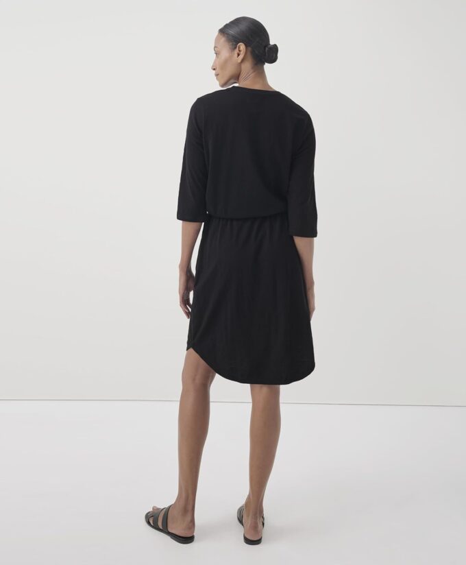 Pact Organic Cotton Women's Relaxed Tie Waist Dress – Bild 4