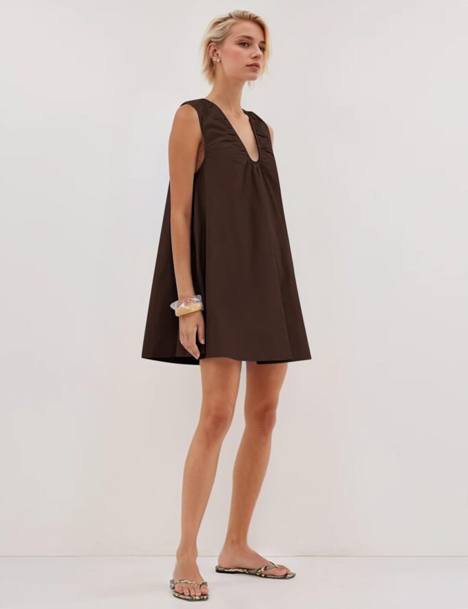 MISSACTIVER Women's Sleeveless Babydoll Tank Mini Dress Scoop Neck Ruched Short Dress with Side Pockets Summer Party Dresses Brown – Bild 5