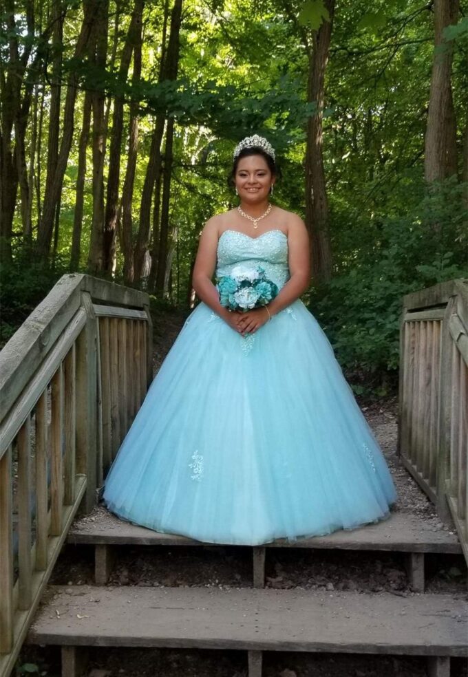 QXMYOO Ball Gown Sweet 16 Dress Quinceanera Formal Long Prom Dresses with Gold Applique – Bild 5