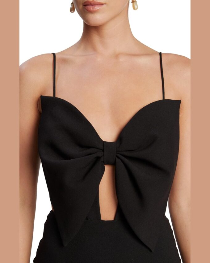 Paula Bow Maxi Dress for Women – Black Elegant Maxi Length, Statement Bow, Adjustable Straps, Open Back – Bild 7