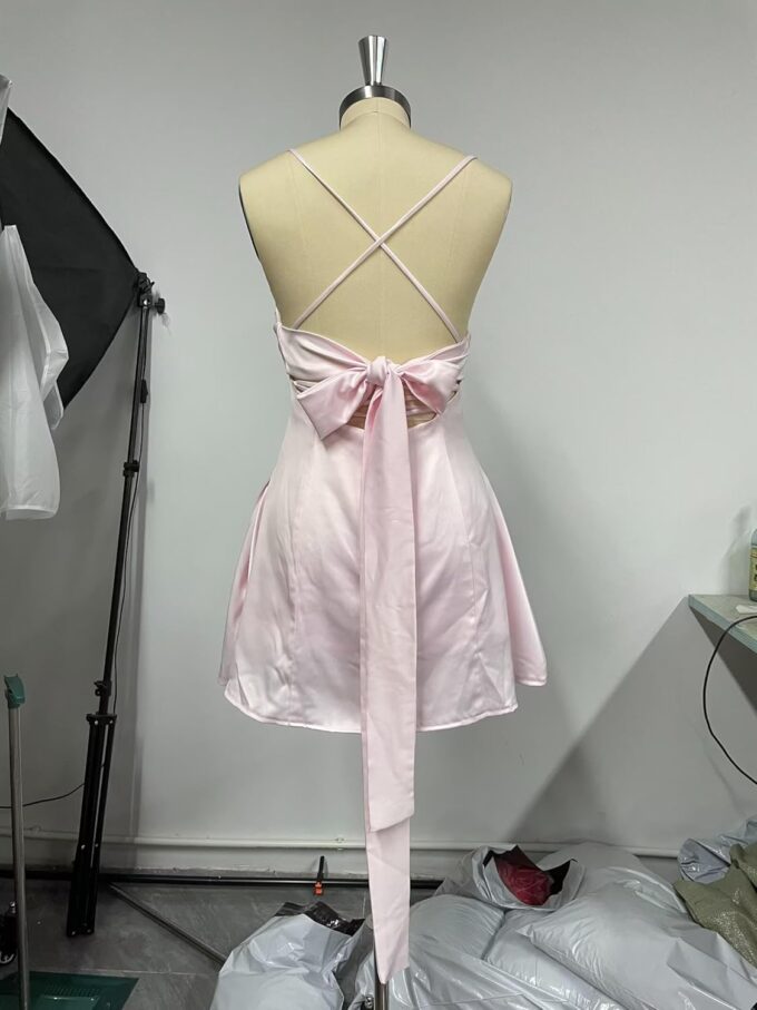 Spaghetti Straps Ruched Cowl Neck Satin Homecoming Dresses Short A Line Cocktail Mini Party Dress for Teens – Bild 8
