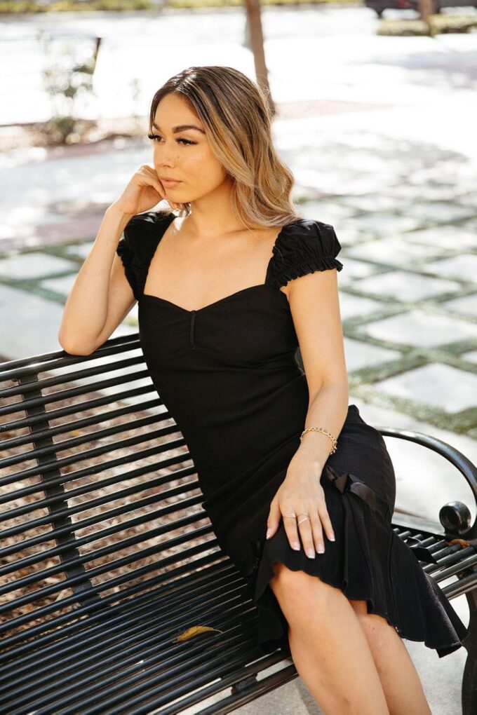 Pin Up Doll Women’s Stretchy Sexy Wiggle Dresses, Wear On Or Off Shoulder, Pinup Retro 1950 Style Cocktail Party Wiggle Dress – Bild 7