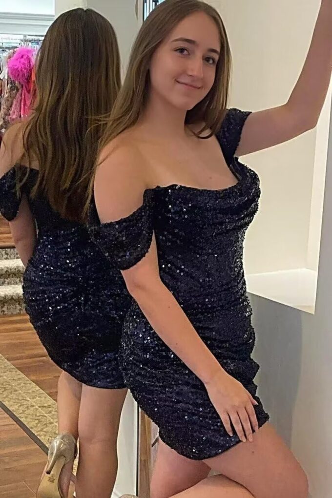 Off Shoulder Homecoming Dresses 2025 Sparkly Sequin Pleated Short Prom Dress Formal Cocktail Party Gowns – Bild 4