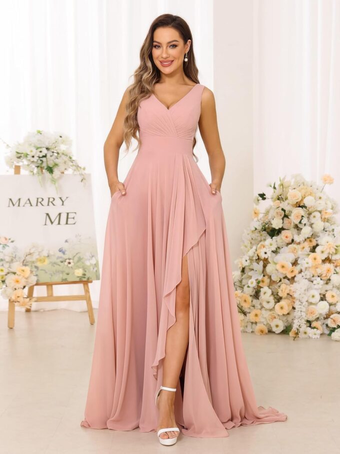 Women Chiffon Long Formal Wedding Guest Dresses with Pocket V Neck Sleeveless Ruched Maxi Bridesmaid Dress with Slit – Bild 3