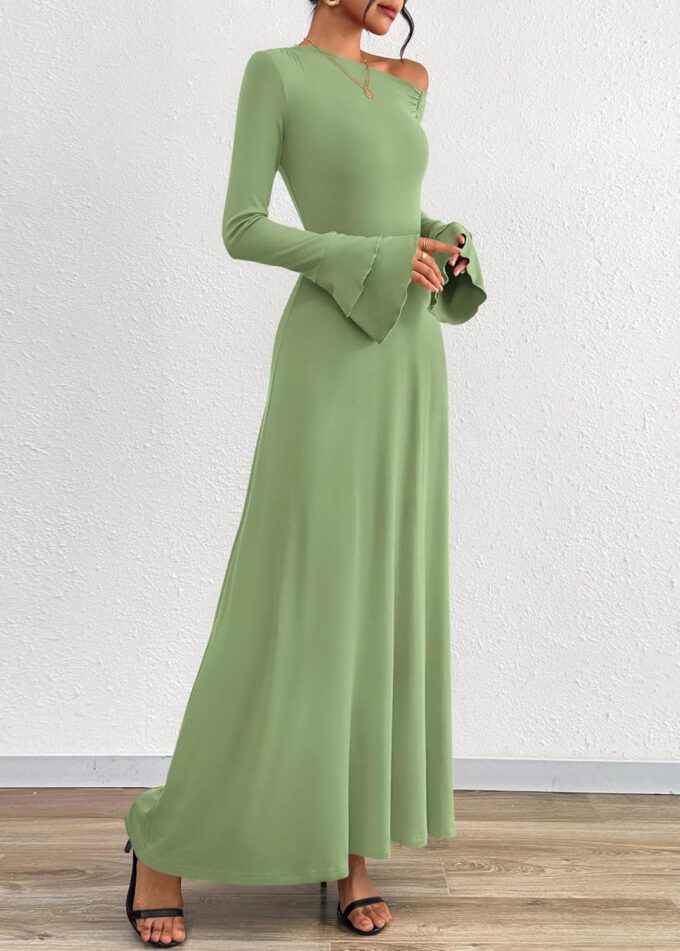 PRETTYGARDEN Womens Dresses Off The Shoulder Flare Sleeve Ruched Knit A-Line Wedding Guest Maxi Dress Fall Outfits 2025 – Bild 7