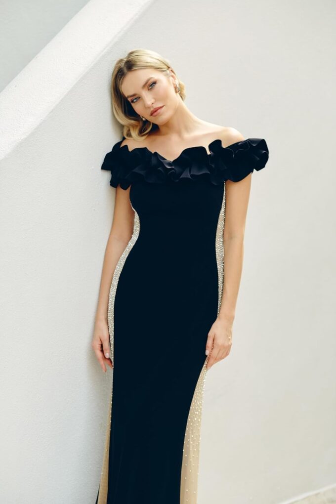 Xscape Women's Long Off The Shoulder Ruffle Beaded Mesh Back Dress – Bild 5