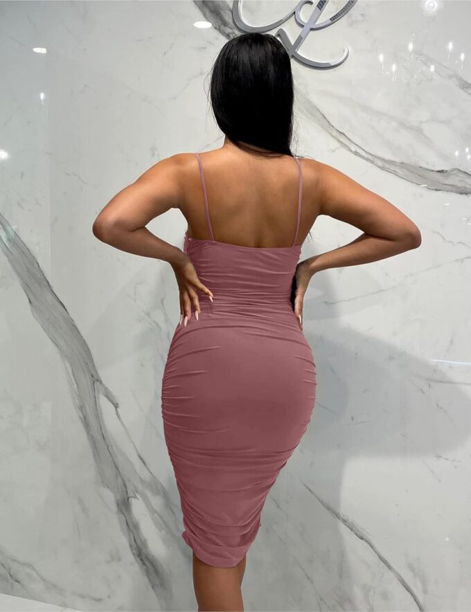 BEAGIMEG Women's Sexy Bodycon Sleeveless Spaghetti Strap Ruched Club Party Cocktail Midi Dress – Bild 4