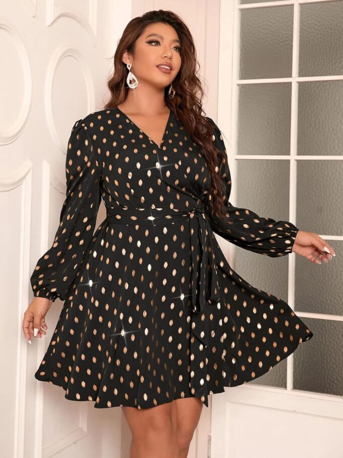 RED DOT BOUTIQUE Plus Size Flutter Butterfly Sleeve Overlap Wrapped V Neck Mesh A-Shaped Dress – Bild 2