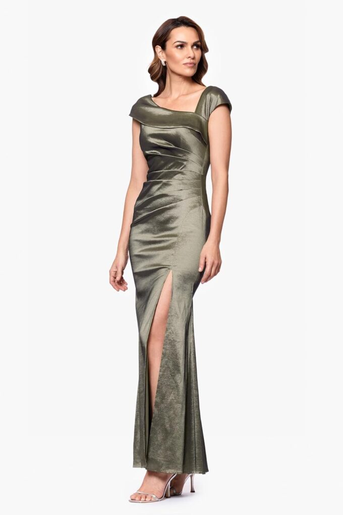 Xscape Women's Sleeveless Asymmetrical Taffeta Neck Gown with Side Slit – Bild 3