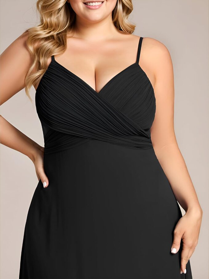 Ever-Pretty Women's Summer Chiffon Pleated Plus Size Bridesmaid Dresses Sleeveless Formal Gown with Spaghetti Straps – Bild 5