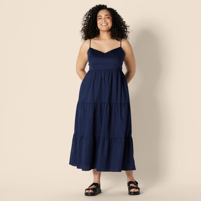 Amazon Essentials Women's Fit and Flare Empire Waisted Cotton Sateen Tiered Maxi Dress – Bild 6