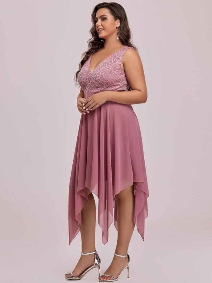 Ever-Pretty Plus Women's V Neck Sleeveless Asymmetric Hem Lace Chiffon Short Summer Plus Size Wedding Guest Dresses – Bild 4