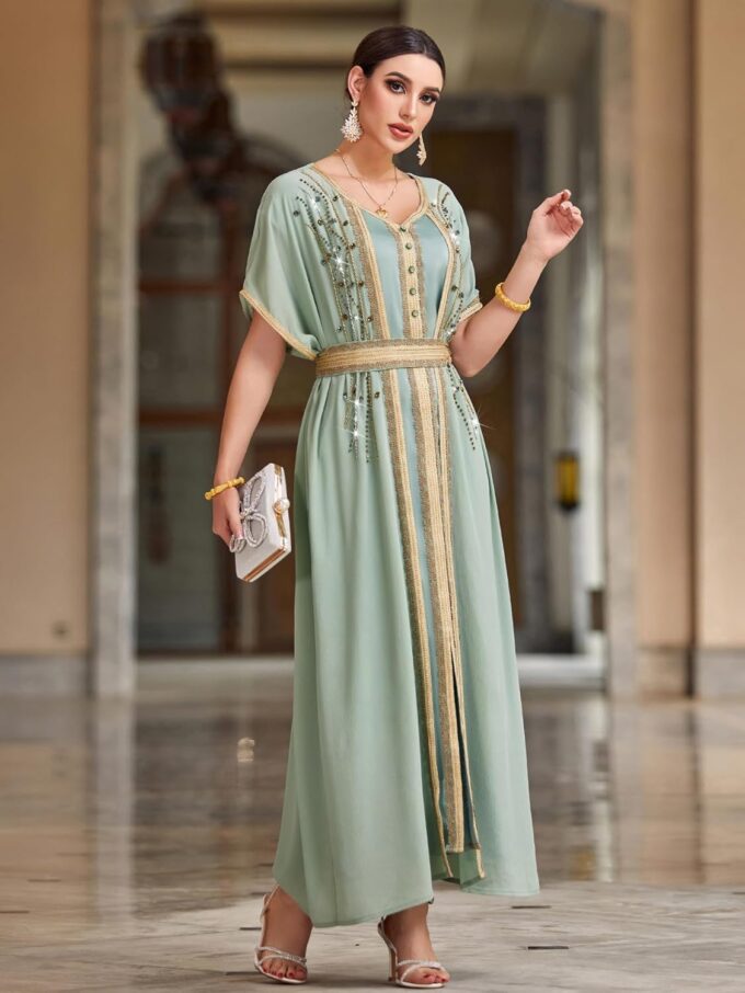Fancy Maxi Abaya Dress Elegant Mint Green Muslim Dress with Gold Beaded Embellishments, V-Neck, Short Butterfly Sleeves – Bild 3