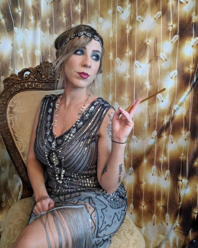 Metme Women's Flapper Dress 1920s V Neck Beaded Fringed Gatsby Theme Roaring 20s Dress for Prom – Bild 4