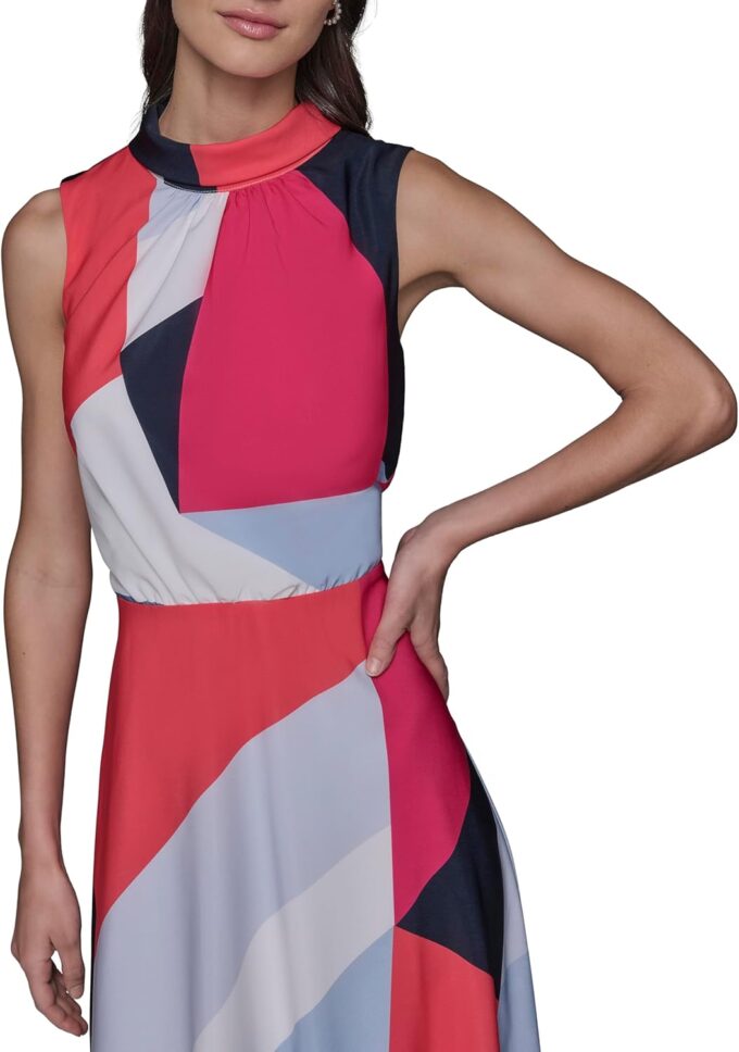 KARL LAGERFELD Women's Sleeveless Mock Neck Flowy Midi Dress – Bild 6