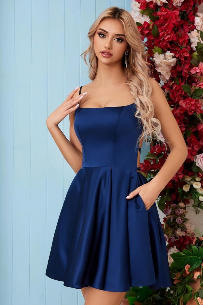 Satin Mini Homecomg Dress for Teens Short Backless with Pockets Spaghetti Strap Cocktail Dress – Bild 2