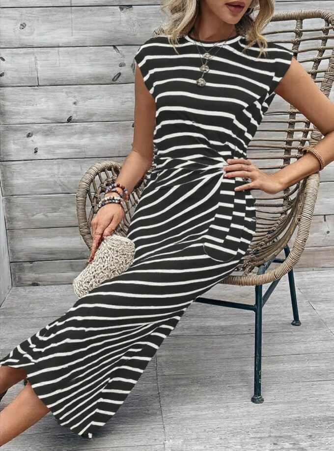 Stilvolles, elegantes gestreiftes langes Kleid – Bild 4