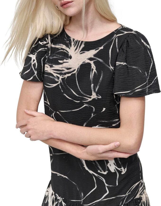 DKNY Women's Flowy Short Sleeve Ruffle Hem Dress – Bild 5
