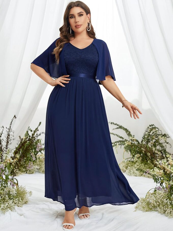 Knitee Women's Plus Size Half Sleeves Cape Dress Lace Chiffon V Neck Evening Party Maxi Dress – Bild 3