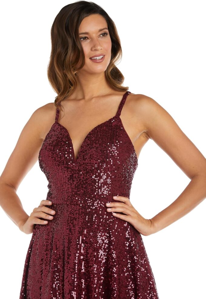 Juniors Mini Skater Sequined Dress W/Sweetheart Neck & Spaghetti Straps – Bild 2