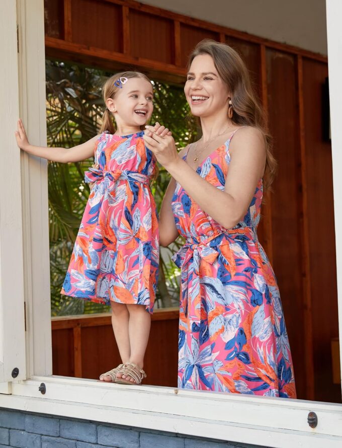 PATPAT Family Matching Outfits Mommy and Me Dresses Hawaiian Tropical Vacation Beach Spaghetti Strap Dress and Shirt – Bild 4