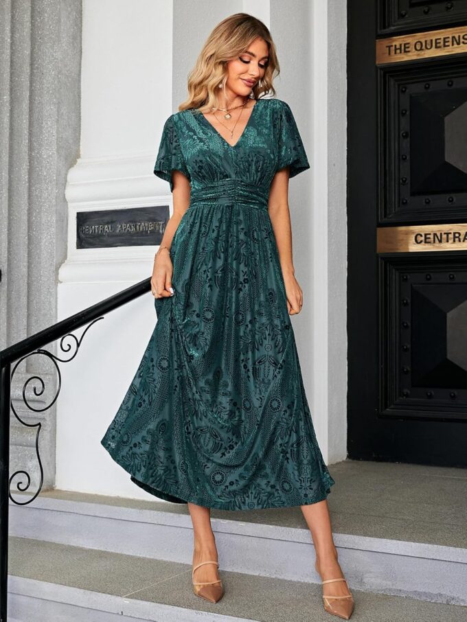 Simplee Women’s V Neck Velvet Maxi Dress Short Sleeve Empire Waist Long Formal Dress for Wedding Guest – Bild 2