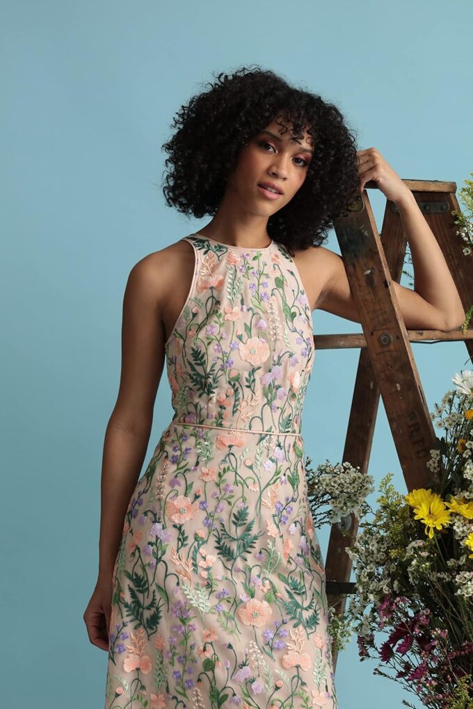 Maggy London Women's Garden Embroidered Mesh Halter Midi Dress-Perfect for Wedding Guest & Special Occasions – Bild 4