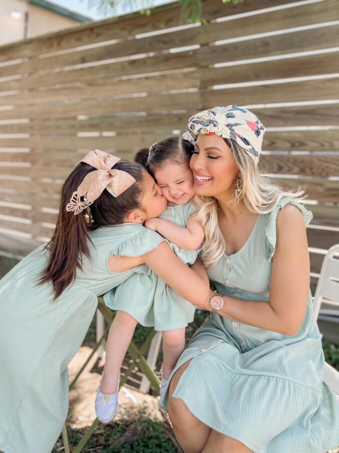 IFFEI Matching Family Dresses Cotton Ruffle Decor Mommy and Me Matching Dress – Bild 7